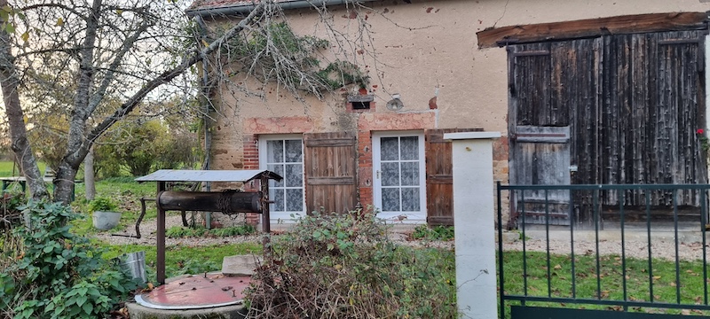 Gi4te buiten met waterput kopie